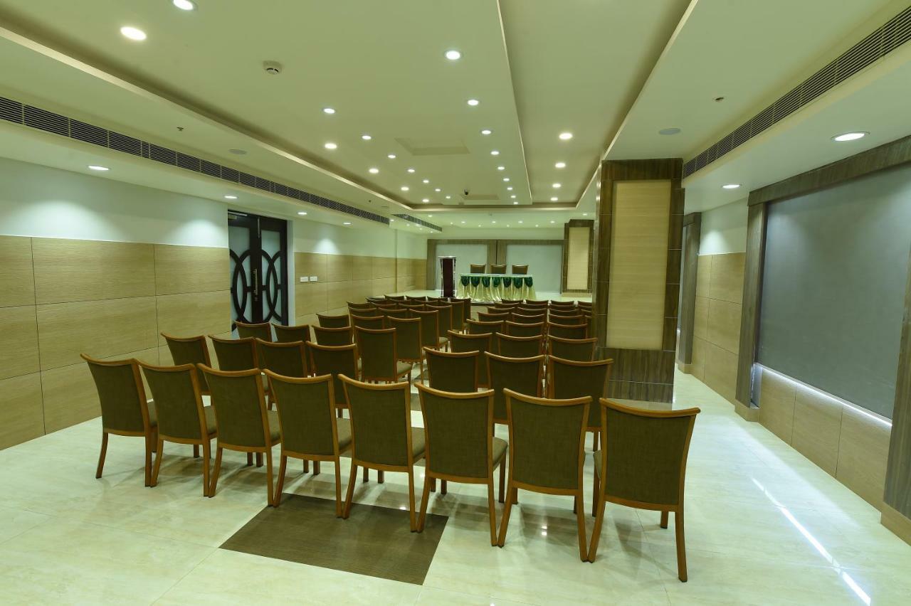 Mayas Kem Pride Hotel Tiruchirappalli Ngoại thất bức ảnh