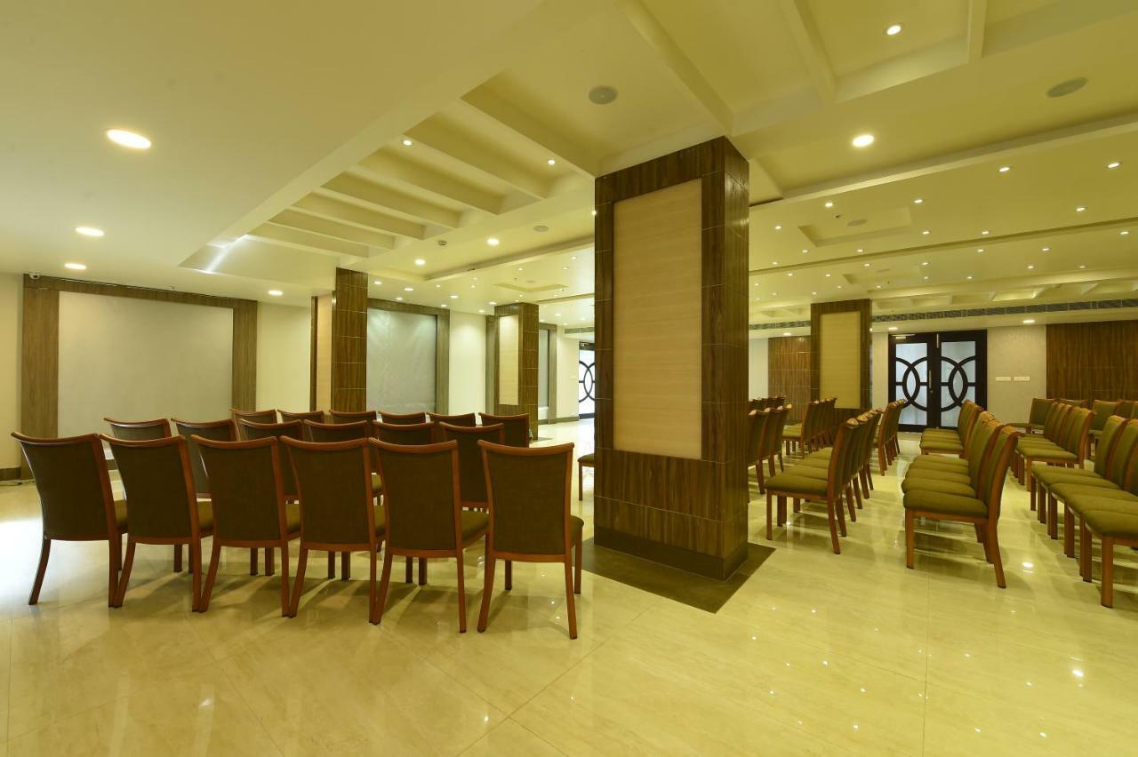 Mayas Kem Pride Hotel Tiruchirappalli Ngoại thất bức ảnh